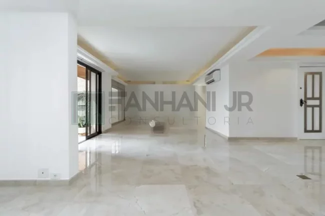 Imagem Venha conhecer este incrível apartamento com 3 quartos e 4 banheiros para alugar, com 225m² de pura sofisticação e conforto! Recentemente reformado,
