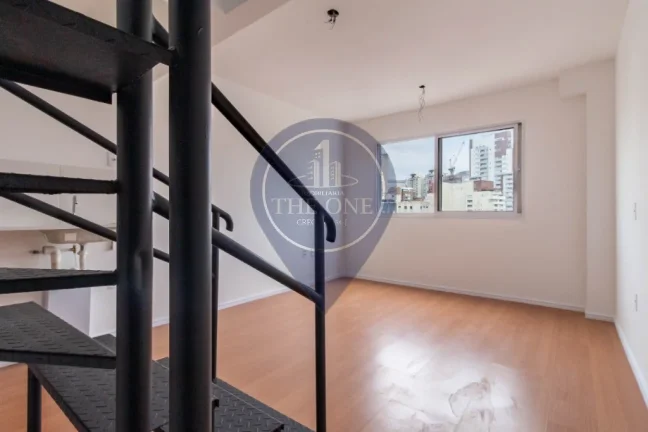 Imagem Apartamento à venda na Bela Vista, São Paulo-SP: 1 quarto, 2 salas, 1 banheiro, 67m² de área. Venha conferir!