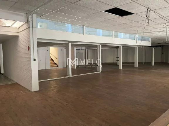 Imagem Oportunidade em PIEDADE: Casa Comercial, 800m², 03qts, 01suite,,.