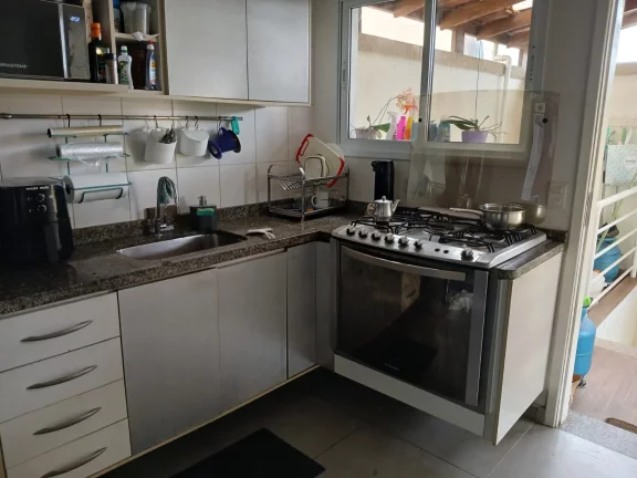 Imagem VENDO LINDO CASA EM CONDOMINIO FECHADO NO BAIRRO CAMPO GRANDE! (ZONA SUL)