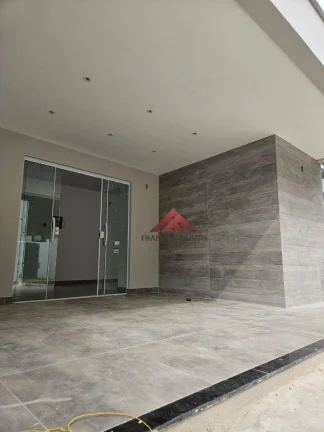 Imagem Casa em iaipu de primeira locação,com 115m2 de area construida,com sala 03 quartos sendo um com suite,consinha,area de serviço,e quintal,vaga p