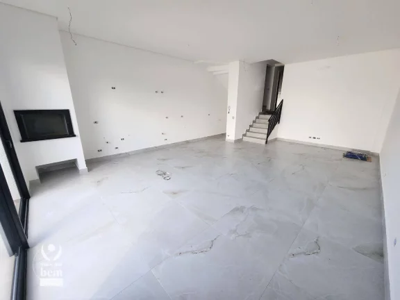 Imagem Sobrado com 190 m², 3 quartos, 3 Suites, Churrasqueira, com Quintal à venda por R$ 1.430.000 - Campo Comprido - Curitiba/PR