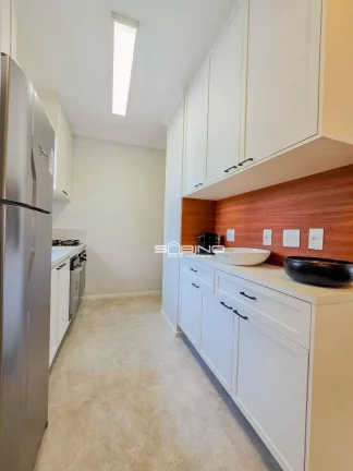 Imagem Apartamento Pé na Areia à venda em Riviera - no Edifício Ilha de Creta, com 3 dormitórios 1 suíte 87m²