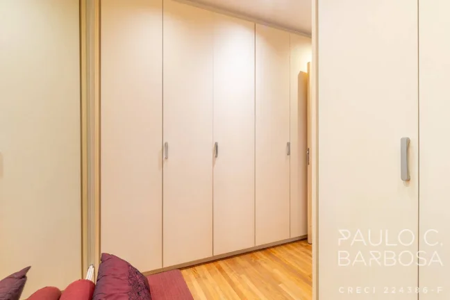 Imagem Higienópolis Venda - 3 Suítes - 3 Vagas - 210m² - Mobiliado