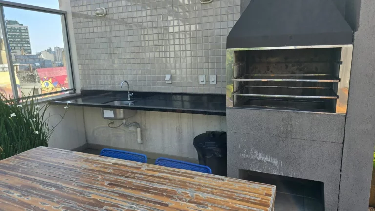 Imagem Flat à venda em Porto Alegre, Centro Histórico, com 1 quarto, 30m²