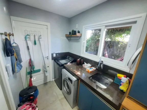 Imagem Casa à Venda, 218 m2, 3 Dormietórios(1S), Ribeirão da Ilha, Florianópolis/ SC