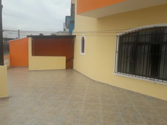 Imagem Sobrado a Venda com Área Construída 259 m² com Terreno de 125 m² com 3 Dormitórios sendo 1 suíte, 1 Banheiros e 3 Vagas!