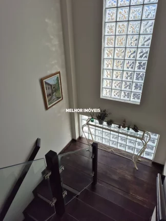 Imagem Cobertura Duplex á venda com 4 suítes, piscina privativa e 4 vagas localizada no centro de Balneário Camboriú.