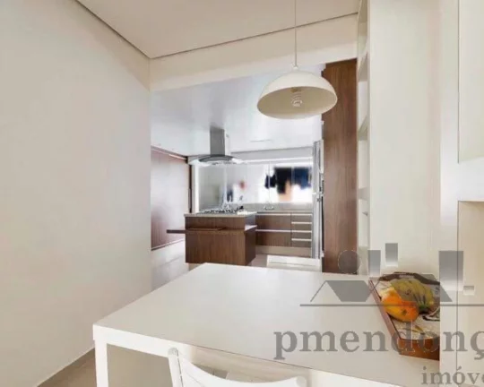 Imagem Otimo apartamento reformado, com amplo living, para 3 ambientes janeloes, piso origial em lindos tac...
