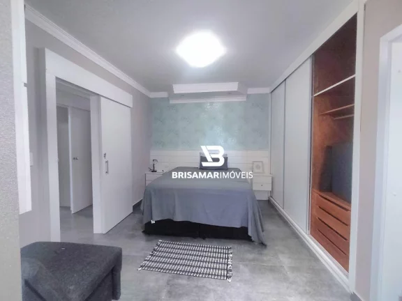 Imagem PITANGUEIRAS- NO CALÇADÃO TOTALMENTE REFORMADO E DECORADO , GARAGEM NO PRÉDIO.