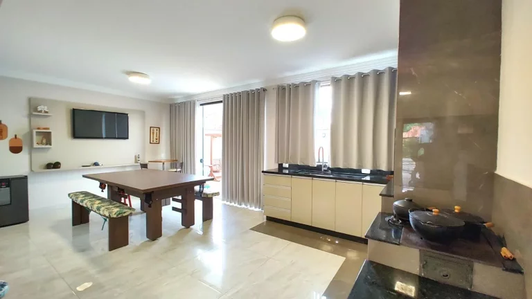 Imagem SOBRADO 4 QUARTOS SENDO 1 SUITE EM SÃO FRANCISCO DO SUL/SC