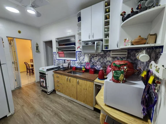 Imagem Apartamento com 2 dormitórios e 2 banheiros à venda, 100 m² por R$ 540.000 - Ponta da Praia - Santos/SP