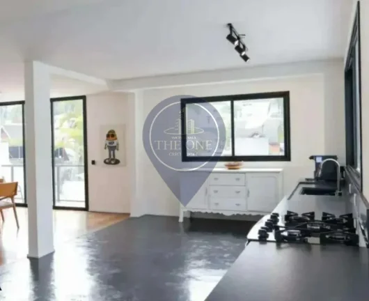 Imagem Casa de Luxo para Venda ou Locação em Cidade] - Bairro] 5 Quartos, 2 Suítes, 5 Banheiros, 2 Vagas de Garagem 450m² de Área.