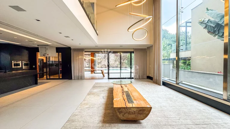 Imagem Casa espetacular Alphaville | 650m² - automação - garagem subterrânea | R$9.900.000
