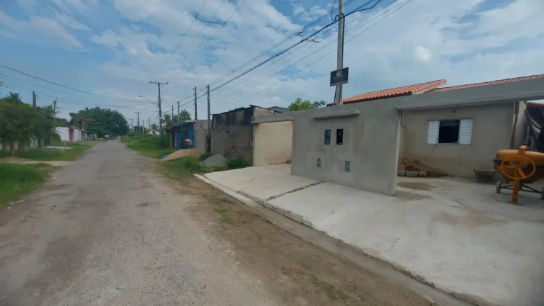 Imagem Casa para Venda em Itanhaém, Verde Mar, 2 dormitórios, 1 suíte, 1 banheiro, 2 vagas