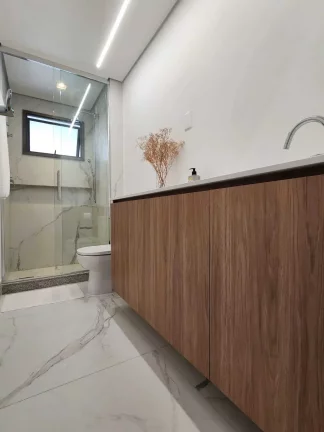 Imagem Apartamento alto padrão com 3 dormitórios sendo 1 suíte e 2 vagas em Joinville/SC