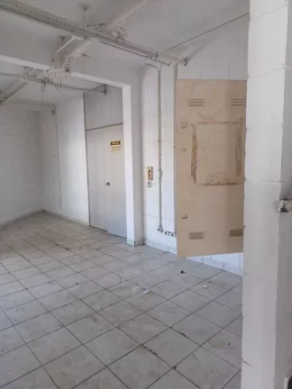 Imagem Galpão à venda, 397 m² por R$ 700.000,00 - Vila Bartira - Itaquaquecetuba/SP