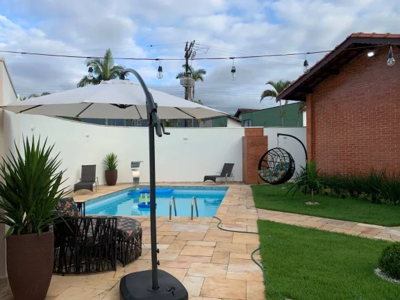 Imagem Maravilhosa casa com três dormitórios no Flórida - Praia Grande!