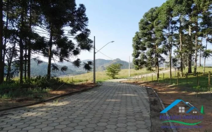 Imagem Seu refúgio na Serra da Mantiqueira: Terreno no Condomío Vila Tertúlia.
