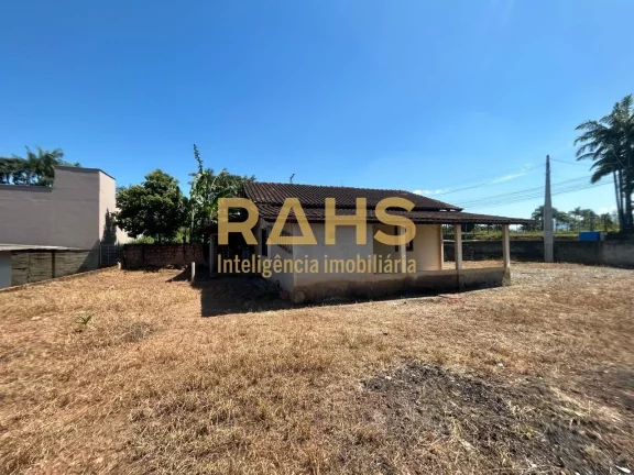 Imagem Ótimo terreno em faixa viária, com potencial residencial e comercial, localizado no bairro Vila No...