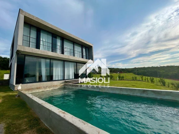 Imagem Casa Modernista em condomínio fechado