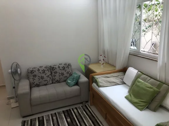Imagem Linda Casa no Boqueirão com 200m²,sendo 4 dormitórios e 1 suíte, vaga para dois carros com quintal grande