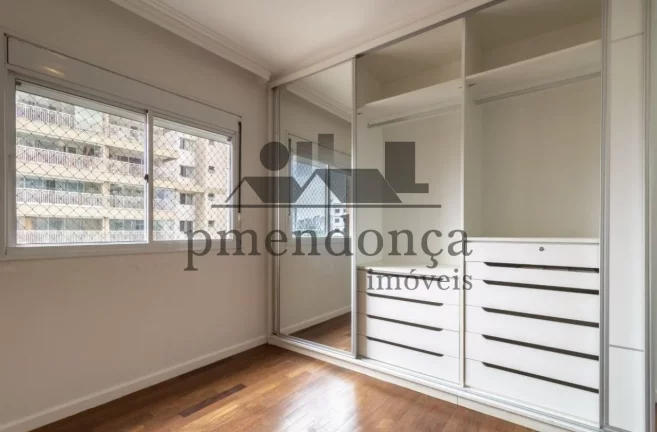 Imagem Apartamento na Barra Funda com 96m² em andar alto, 3 quartos e 2 vagas.