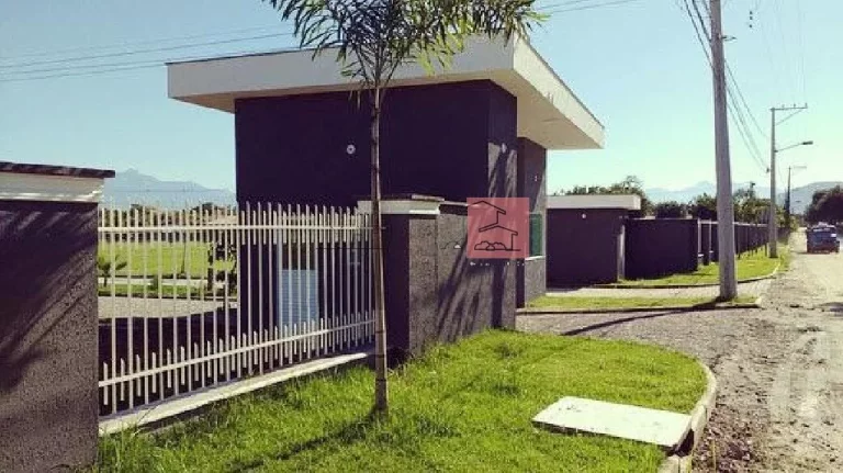 Imagem Casa para Venda em Cachoeiras de Macacu/RJ - 2 Dorm. 63 m2 Área Útil