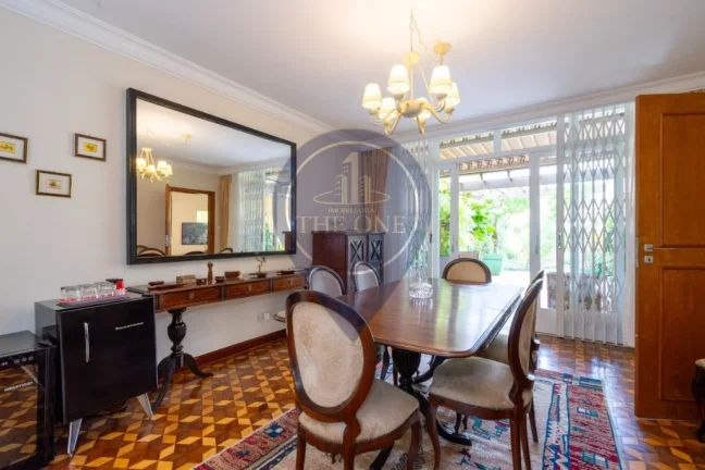 Imagem Venda de Casa no Planalto Paulista, São Paulo-SP: 4 quartos, 2 salas, 4 banheiros, 6 vagas, 375m² de área!