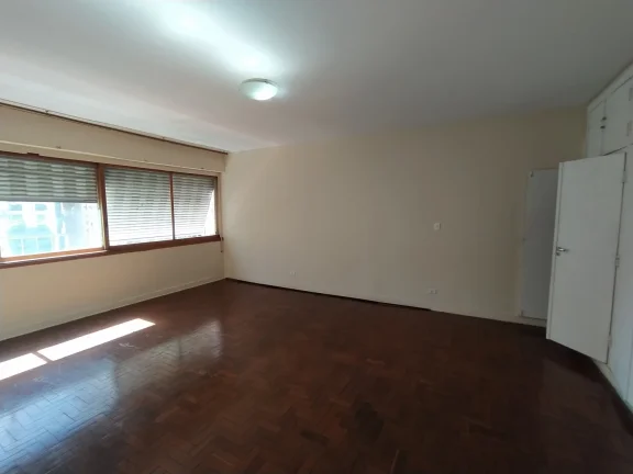 Imagem Apartamento 240M², 4Q, 1 Suíte, 3 Salas, 2 Cozinhas, 2 Banheiros, 1 Vaga, Churrasqueira, Academia, Salão de Festas, Sauna, Bicicletário.