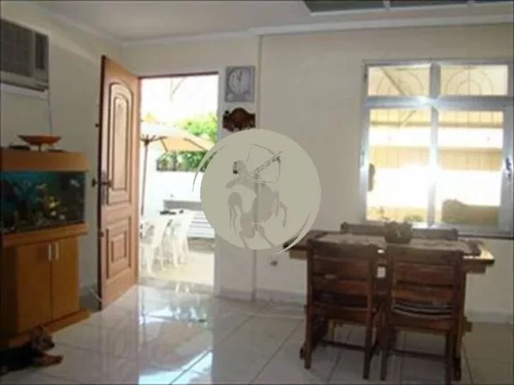 Imagem OPORTUNIDADE! SOBRADO DE ESQUINA PROXIMO AO CANAL 6 ACEITA APARTAMENTO EM SANTOS DE MENOR VALOR COMO...