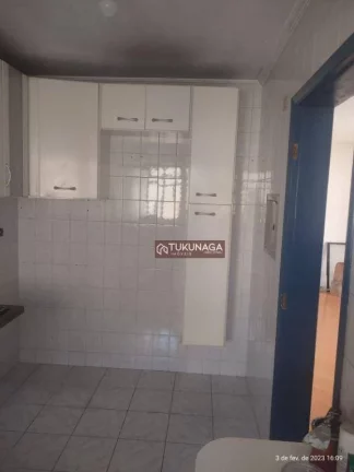 Imagem Aconchegante Apartamento com sacada, carpete de madeira nos 2 dormitórios e na sala, à venda, 65 m² por R$ 390.000 - Vila Rosália - Guarulhos/SP