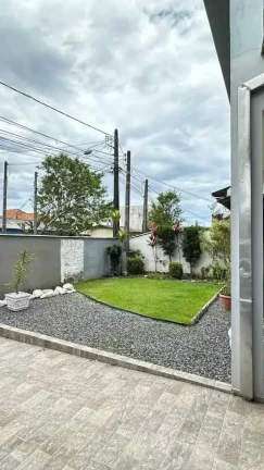 Imagem Sobrado com 2 dormitórios e 1 vaga de garagem - Fátima | Joinville/SC
