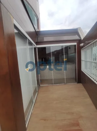 Imagem LINDA COBERTURA NO JARDIM DO MAR COM 176 M², LAREIRA, ÁREA COM CHURRASQUEIRA E SUÍTE MASTER