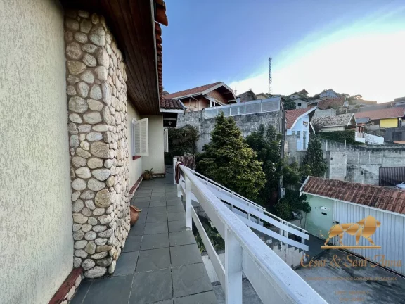 Imagem Casa a venda e locação residencial Vila Elisa em Campos do Jordão-SP