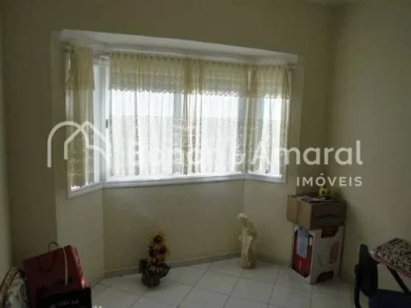 Imagem **Casa à Venda em Valinhos - Condomínio Bem Localizado**

Esta belíssima casa está situada em um...