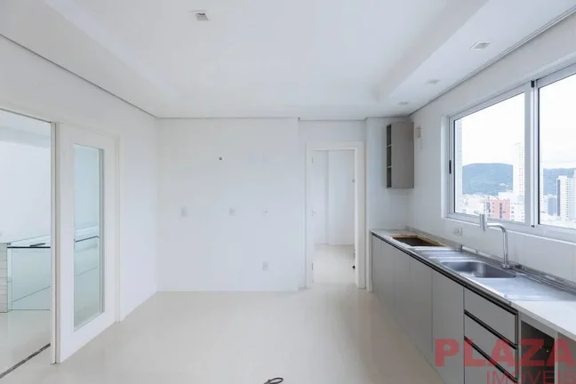 Imagem Edifício Vermont – Alto Padrão com Vista para o Mar no Centro de Balneário Camboriú