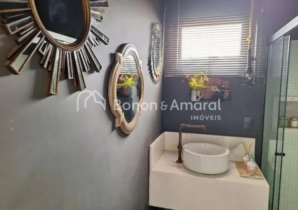 Imagem Com 80m² de área útil, o imóvel conta com dois dormitórios, sendo uma suíte, uma sala espaços...