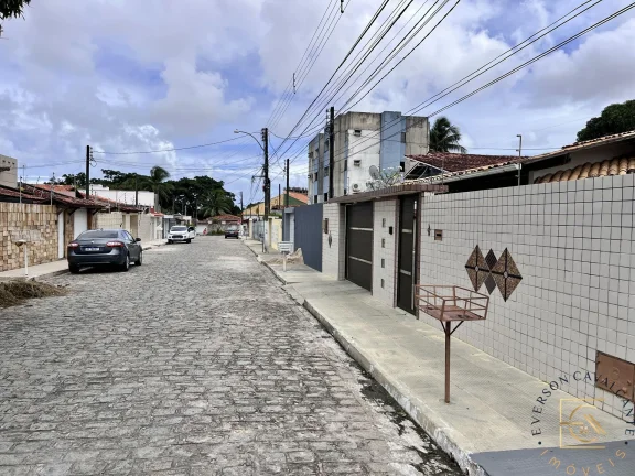 Imagem Casa Térrea com 3 quartos à Venda no Bairro Serraria, Maceió/AL