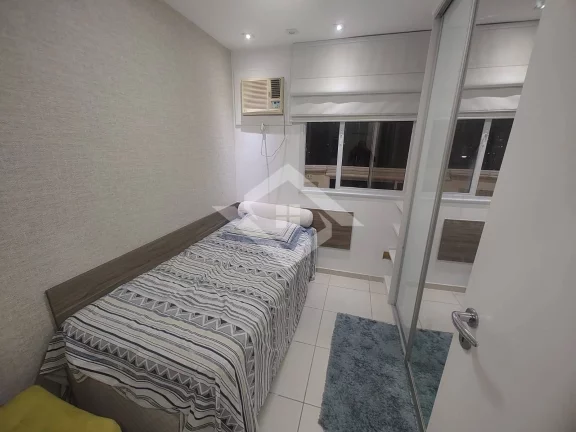 Imagem Apartamento com Varandão e 3 Quartos – Rua Queiroz Junior, 19