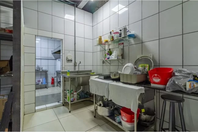 Imagem Excelente ponto comercial para Locação 250m² construídos, ótima localização, por R$14.000,0 Avenida Elísio Cordeiro de Siqueira-JD Sto Elias-SP