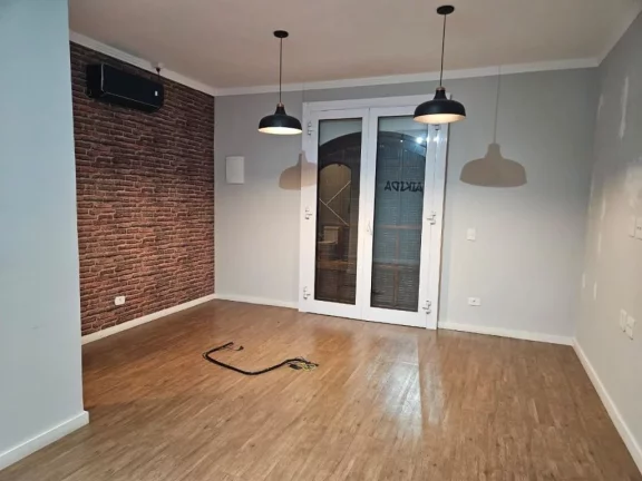 Imagem Sobrado com 3 dormitórios à venda, 218 m² por R$ 900.000,00 - Centro - Poá/SP