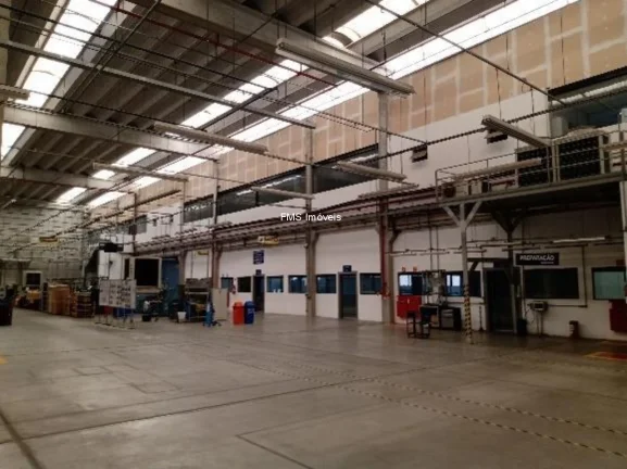 Imagem Galpão com 3.760m2 em Barueri/SP