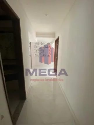 Imagem Lindo apto na Av Gil Veloso, sol da manhã, de frente p o mar da Praia da Costa. Com 250m2,Sendo 4 q...