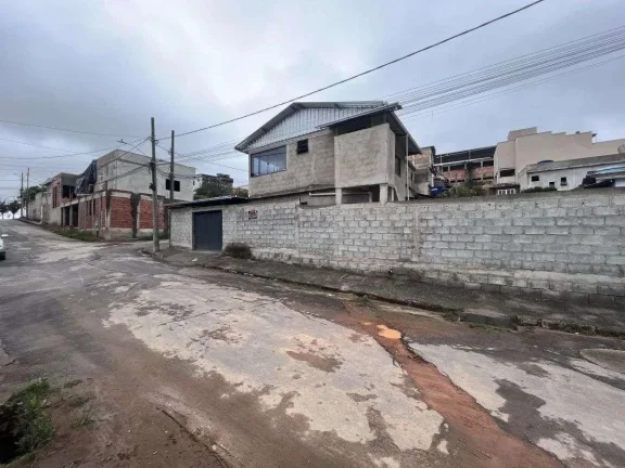 Imagem Casa à venda em Barbacena, Nova Cidade, com 2 quartos, 224m2