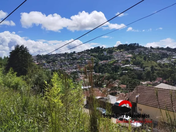 Imagem Terreno a venda na Região de Abernéssia em Campos do Jordão - SP.