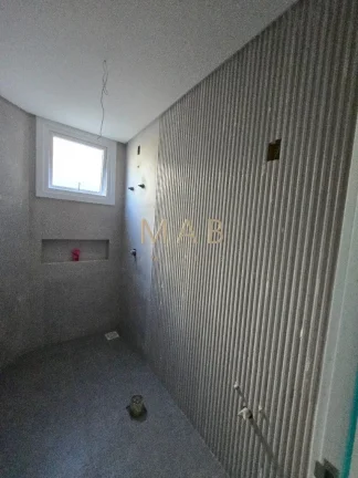 Imagem Casa Terra a Venda em condomínio fechado na Cachoeira do Bom Jesus, Florianópolis-SC!
