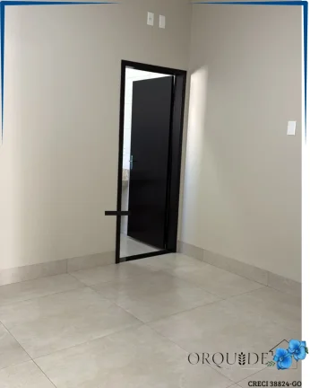 Imagem Casa à venda em Rio Verde-GO, Residencial Portal dos Ipês: 3 quartos, 1 suíte, 1 sala, 2 vagas de garagem, 150m².