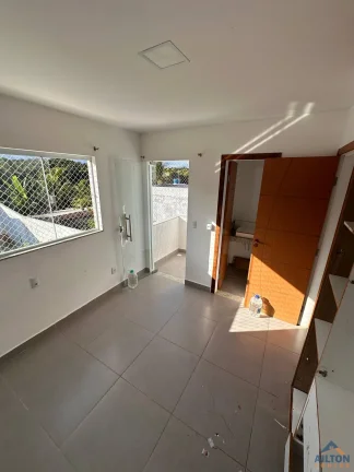 Imagem Casa Duplex com 2 Suítes à Venda no Bairro Praia de Santa Mônica