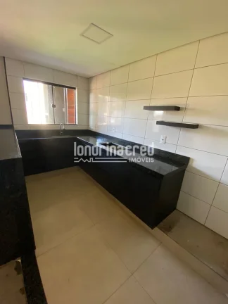 Imagem Casa à venda 3 Quartos, 3 Vagas, 200M², Aquilles Sthengel, Londrina - PR